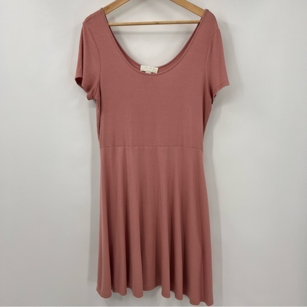 Forever 21+ Skater Dress Plus Size Pink Size 0X - Picture 1 of 4